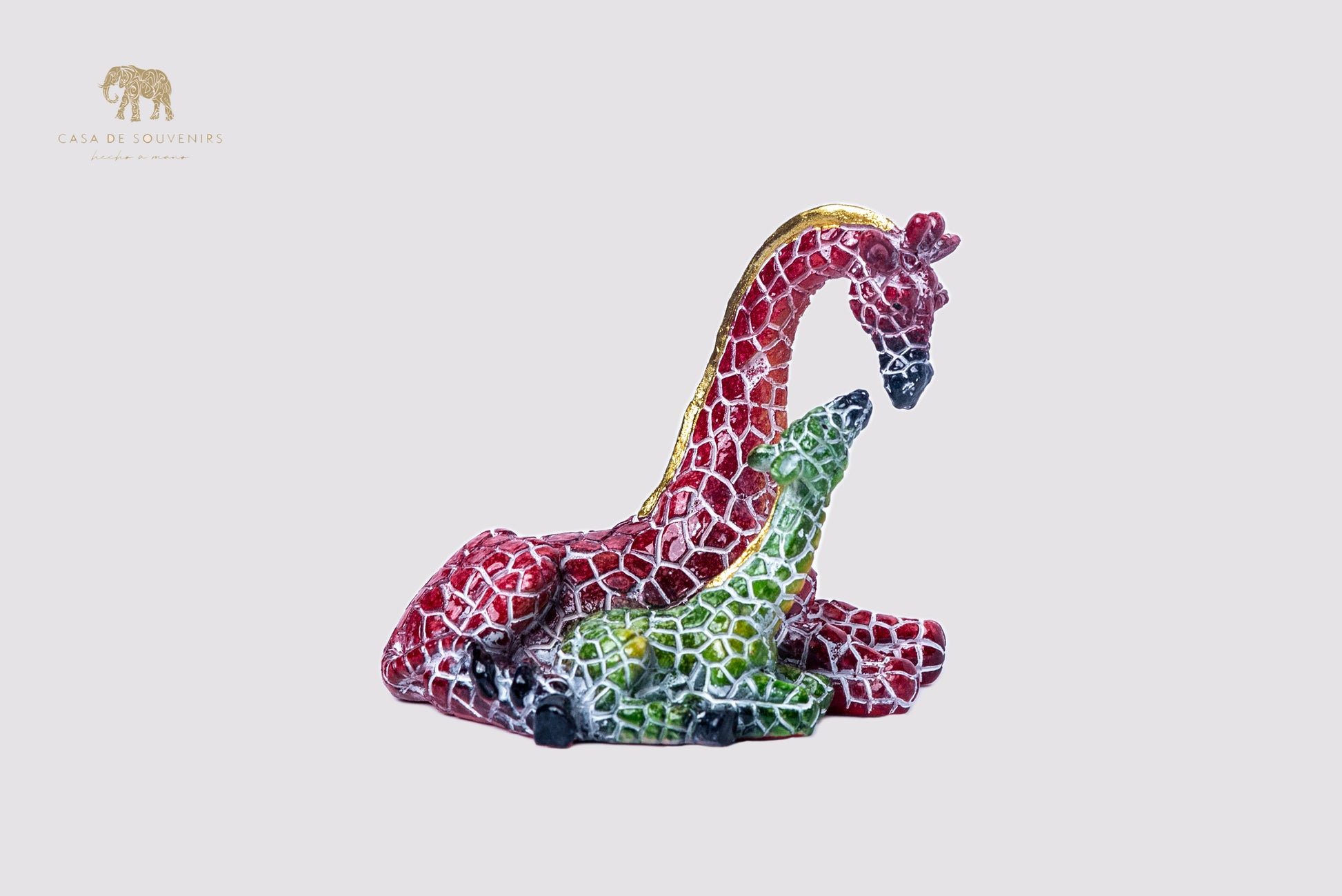 Couple giraffe Mix Colores statue made with marble dust and with enamel. It's the best collection in Spain.