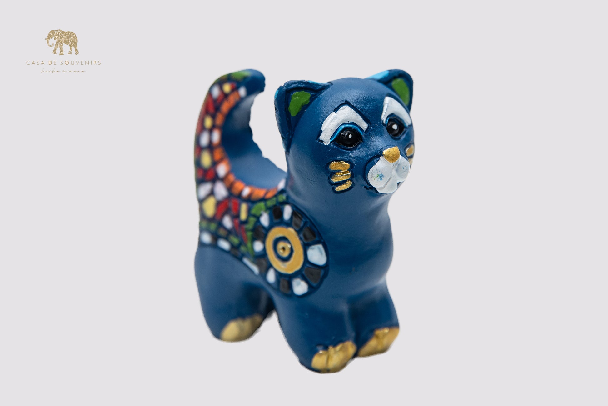 Blue Cat Mosaico Statue made with marble dust and with enamel. It's the best collection in Spain.