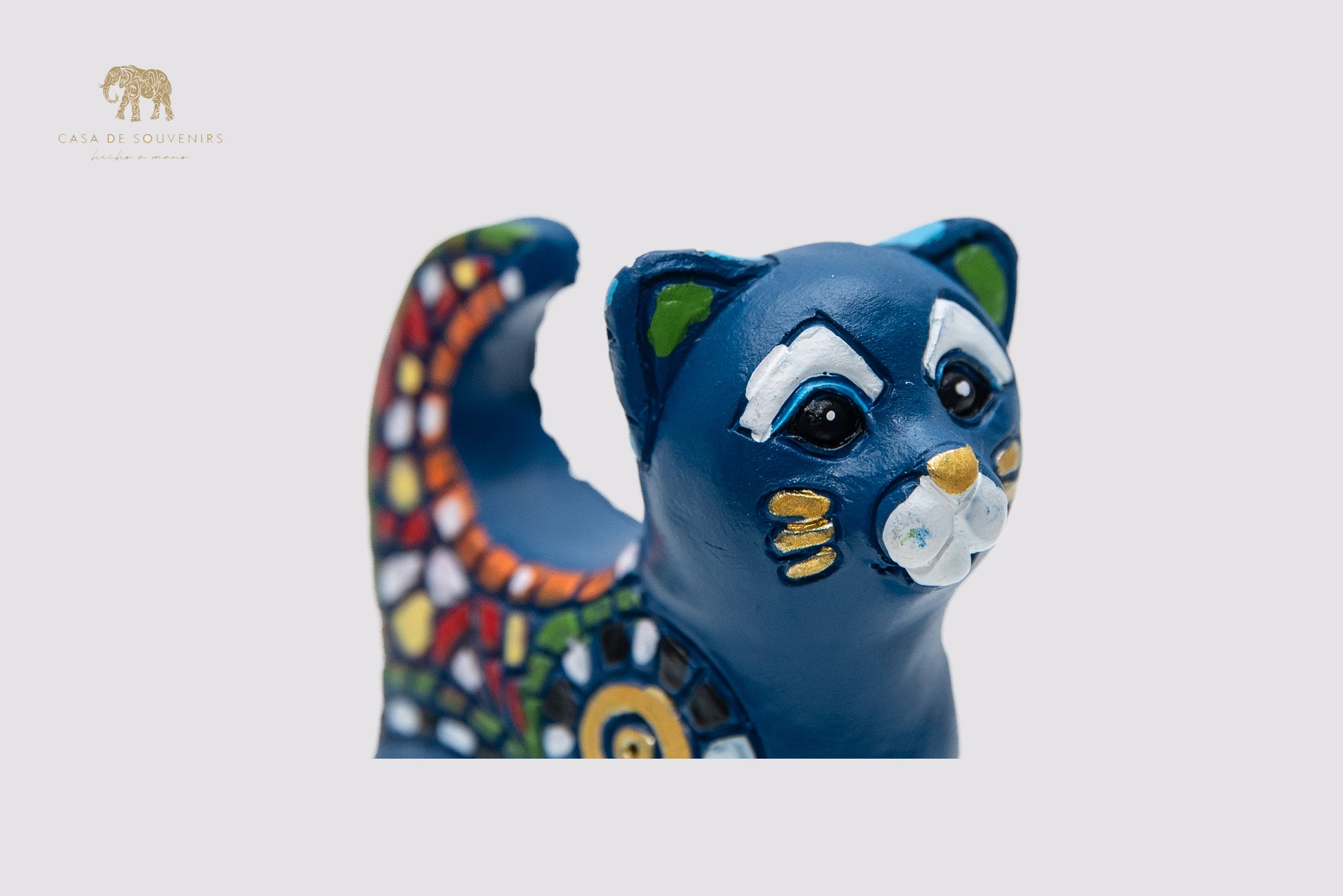 Blue Cat Mosaico Statue made with marble dust and with enamel. It's the best collection in Spain.