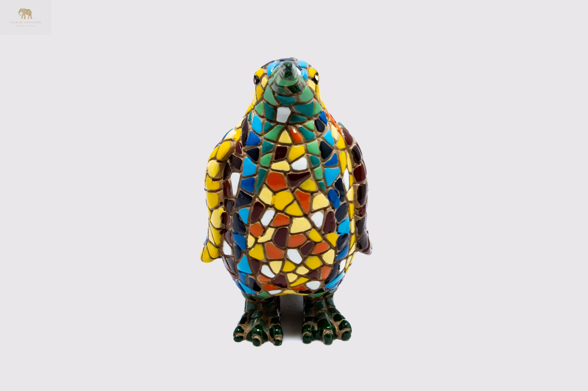 Mix Colores Penguin statue made with marble dust and with enamel. It's the best collection in Spain.