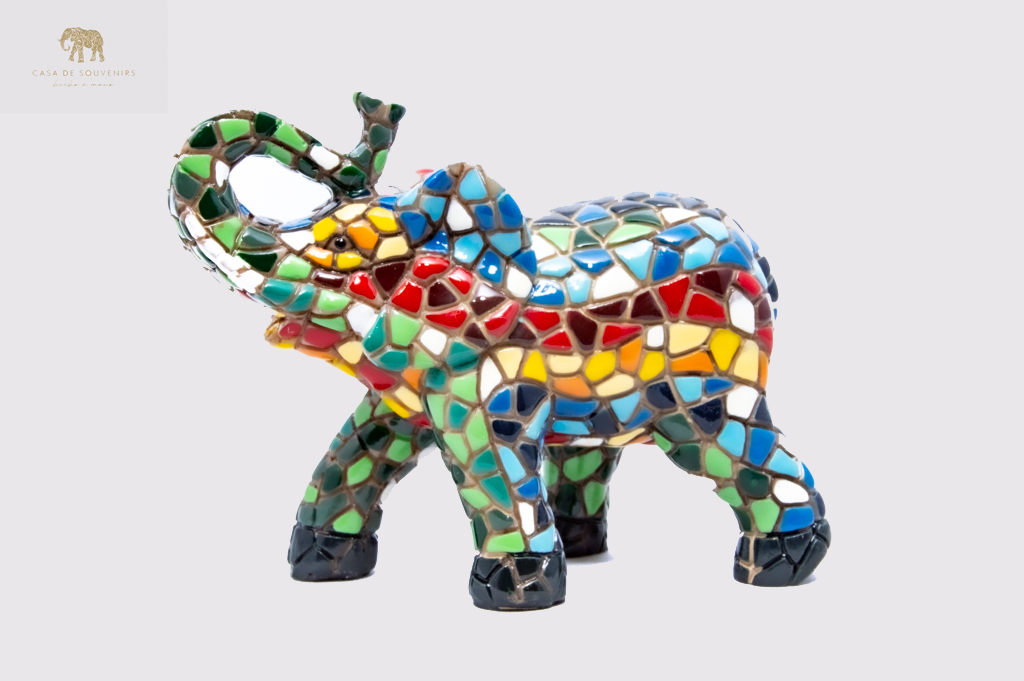 Mosaic Mix Colores Elephant statue made with marble dust and with enamel. It's the best collection in Spain.