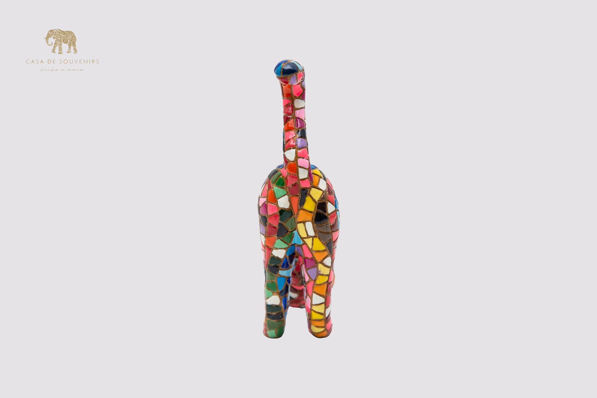 Hecho a Mano Mix Colours Mosaic Cat Laying Stand statue made with marble dust and with enamel. It's the best collection in Spain.