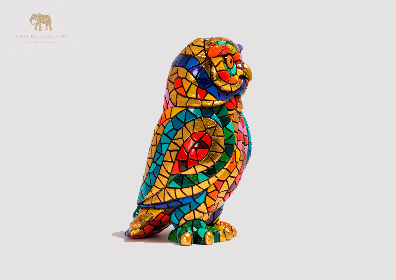 Golden Owl statue made with marble dust and with enamel. It's the best collection in Spain.