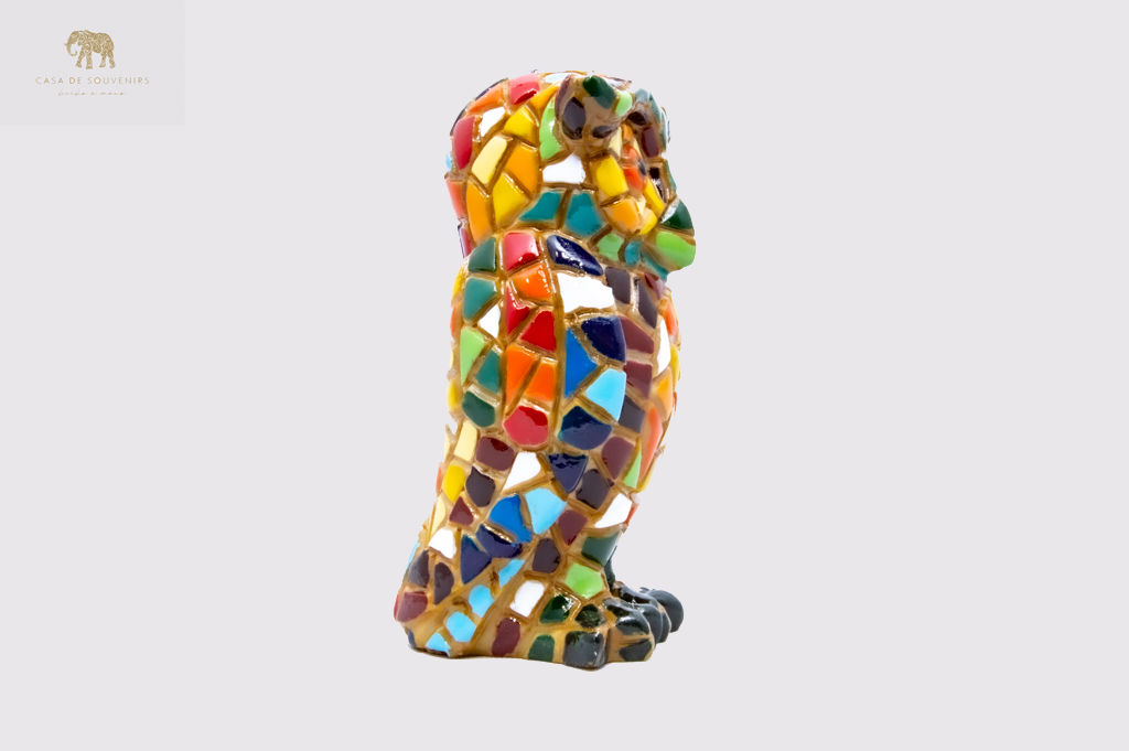 Mix Colores Owl statue made with marble dust and with enamel. It's the best collection in Spain.
