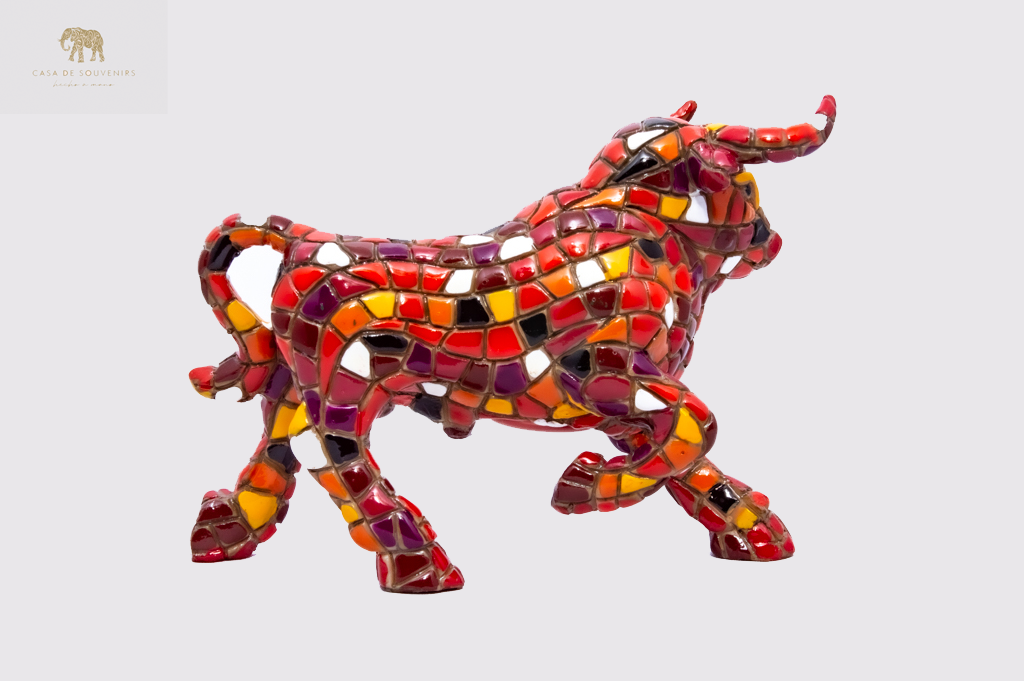 Mosaic Red And White Bull statue made with marble dust and with enamel. It's the best collection in Spain.