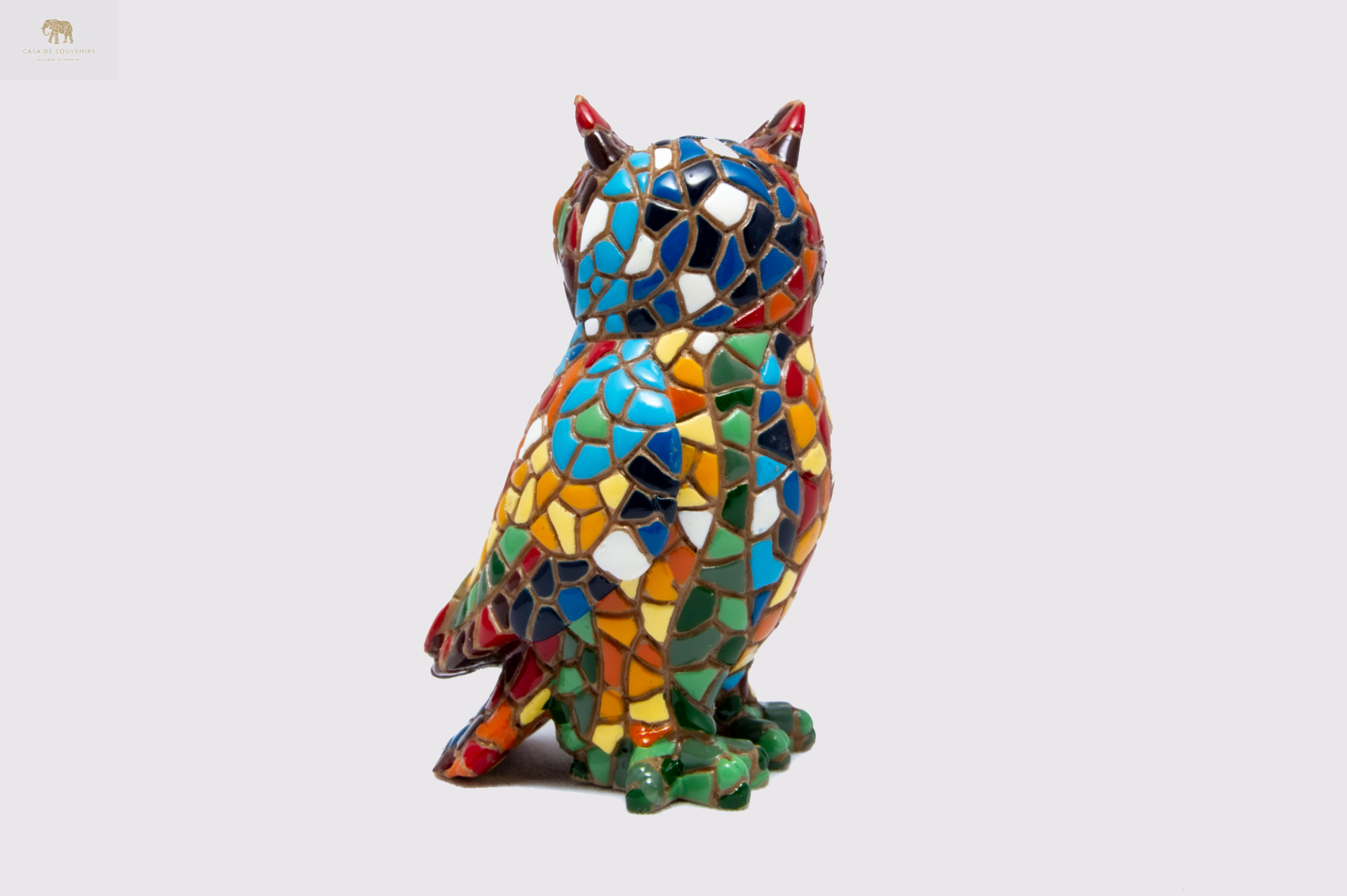 Mix Colores Owl statue made with marble dust and with enamel. It's the best collection in Spain.