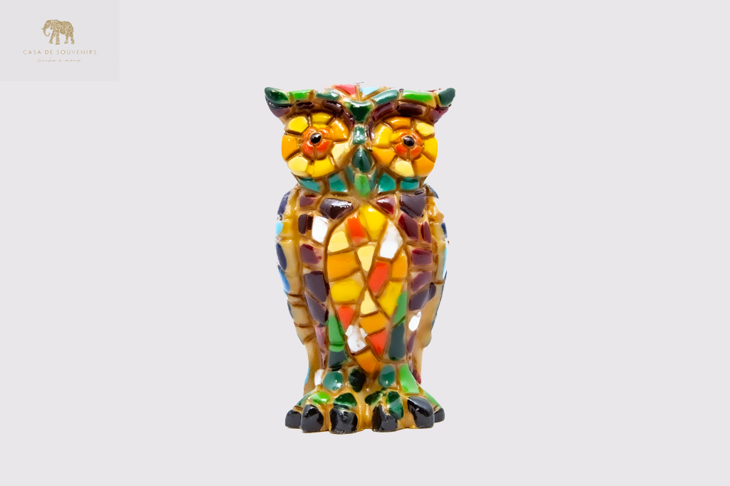 Mix Colores Owl statue made with marble dust and with enamel. It's the best collection in Spain.