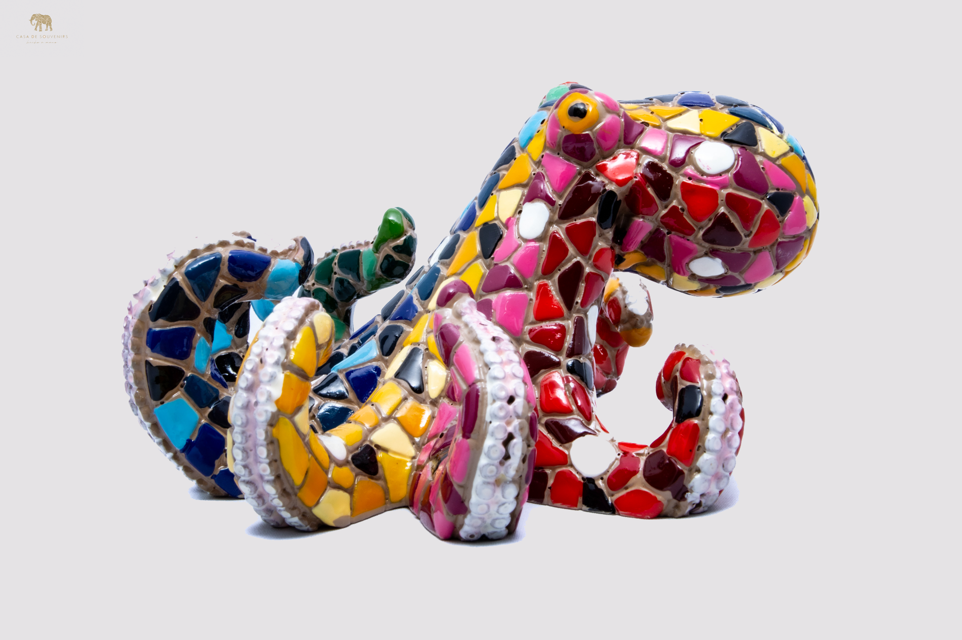 Mix Colores Octopus statue made with marble dust and with enamel. It's the best collection in Spain.
