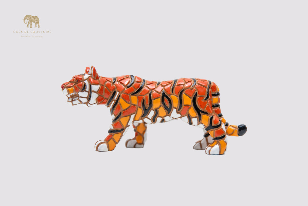 Mix Colours Mosaic Tiger statue made with marble dust and with enamel. It's the best collection in Spain.
