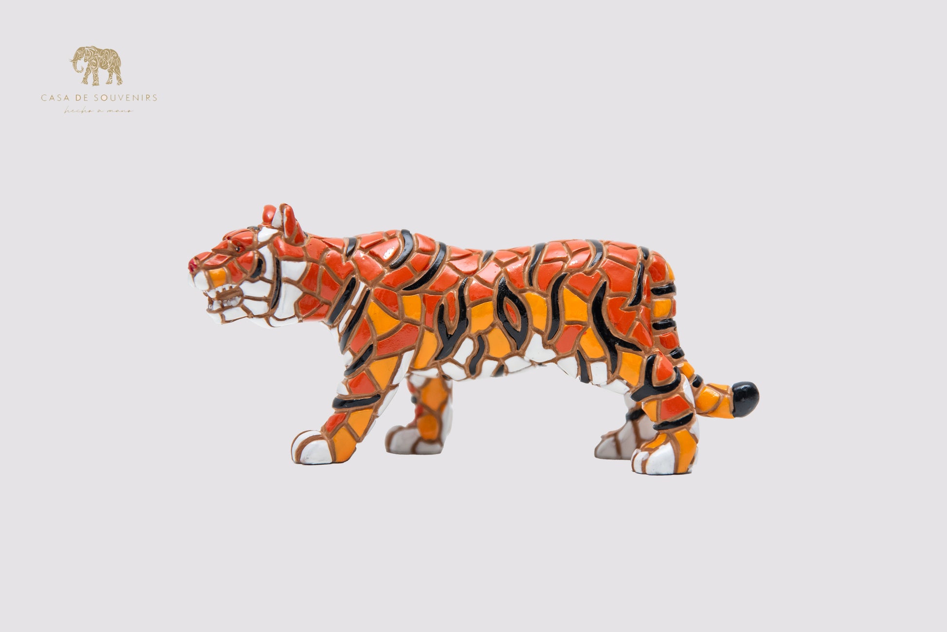 Mix Colours Mosaic Tiger statue made with marble dust and with enamel. It's the best collection in Spain.