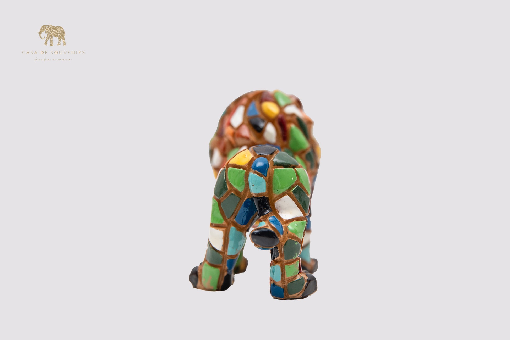 Mosaic Mix Colours Lion statue made with marble dust and with enamel. It's the best collection in Spain.
