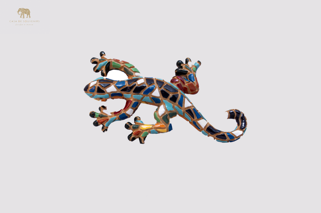 Mosaic Salamander statue made with marble dust and with enamel. It's the best collection in Spain.