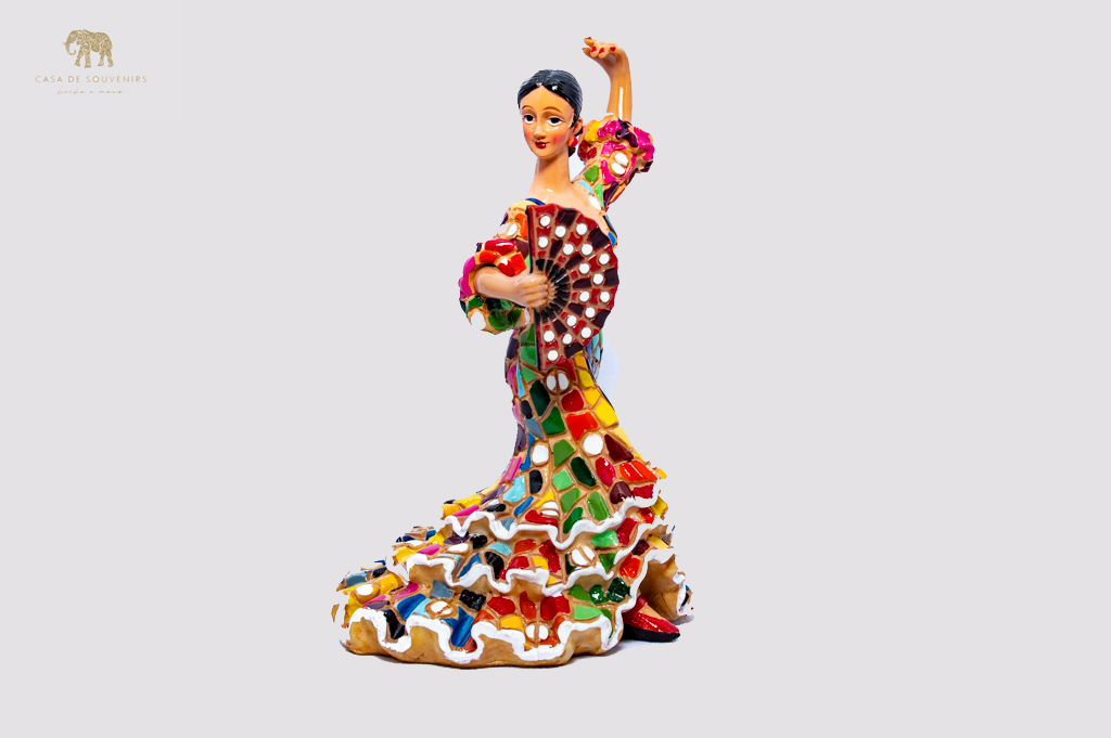 Mix Colores Flamenco statue made with marble dust and with enamel. It's the best collection in Spain.