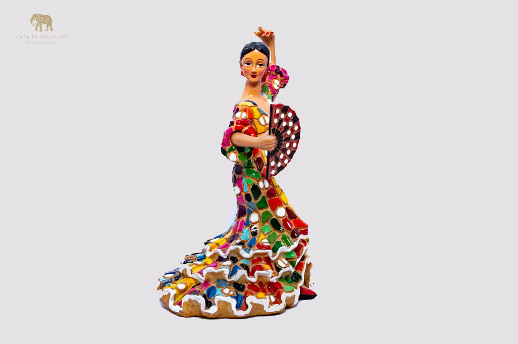 Mix Colores Flamenco statue made with marble dust and with enamel. It's the best collection in Spain.