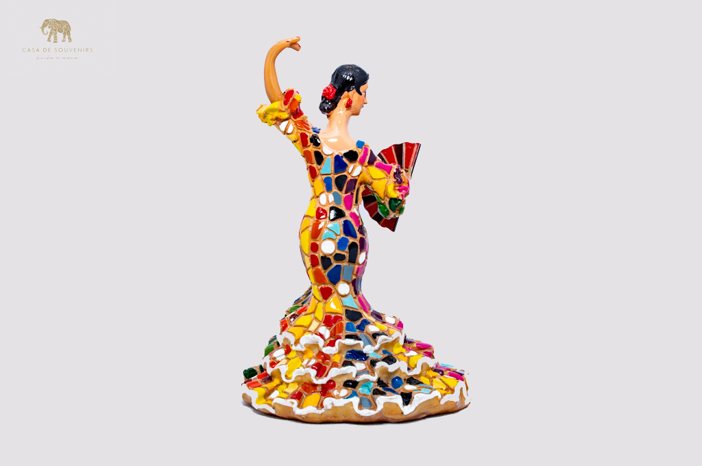 Mix Colores Flamenco statue made with marble dust and with enamel. It's the best collection in Spain.
