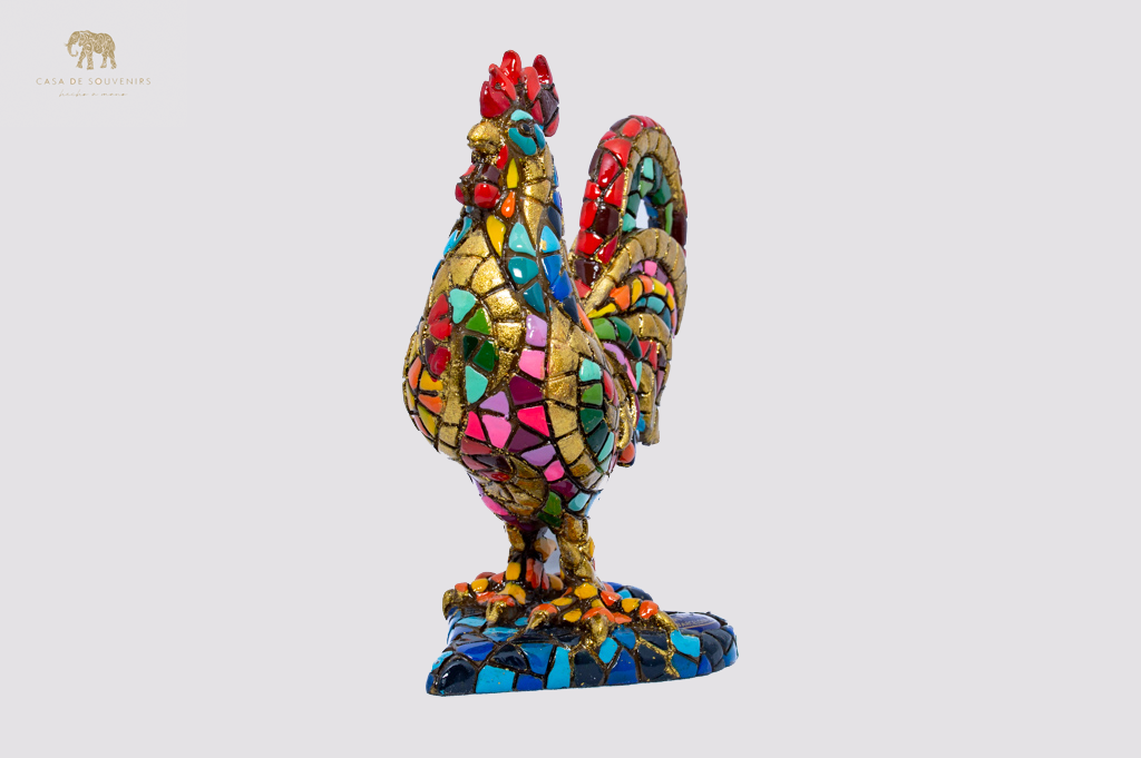 Golden Rooster statue made with marble dust and with enamel. It's the best collection in Spain.