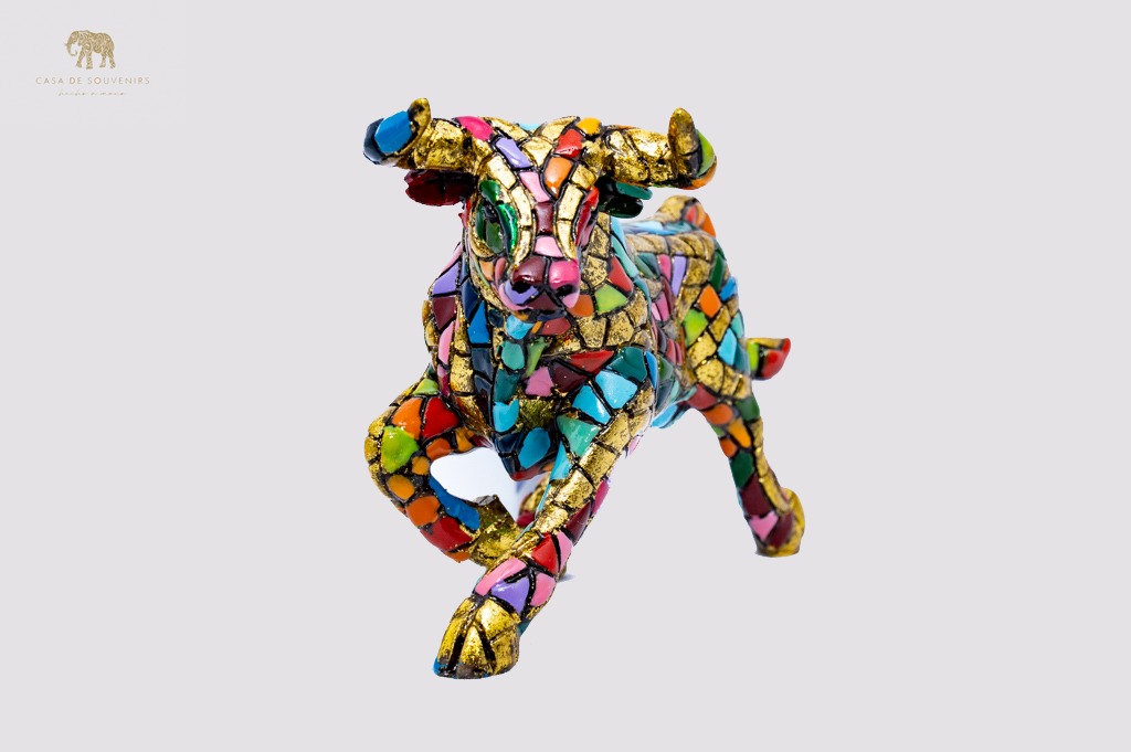 Golden Bull statue made with marble dust and with enamel. It's the best collection in Spain.