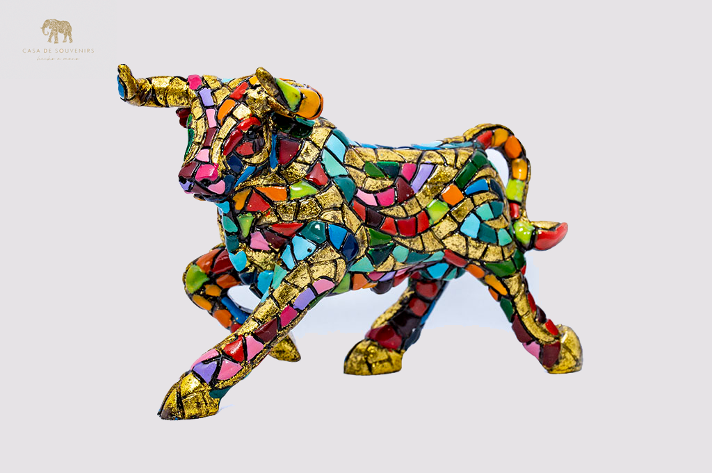 Golden Bull statue made with marble dust and with enamel. It's the best collection in Spain.