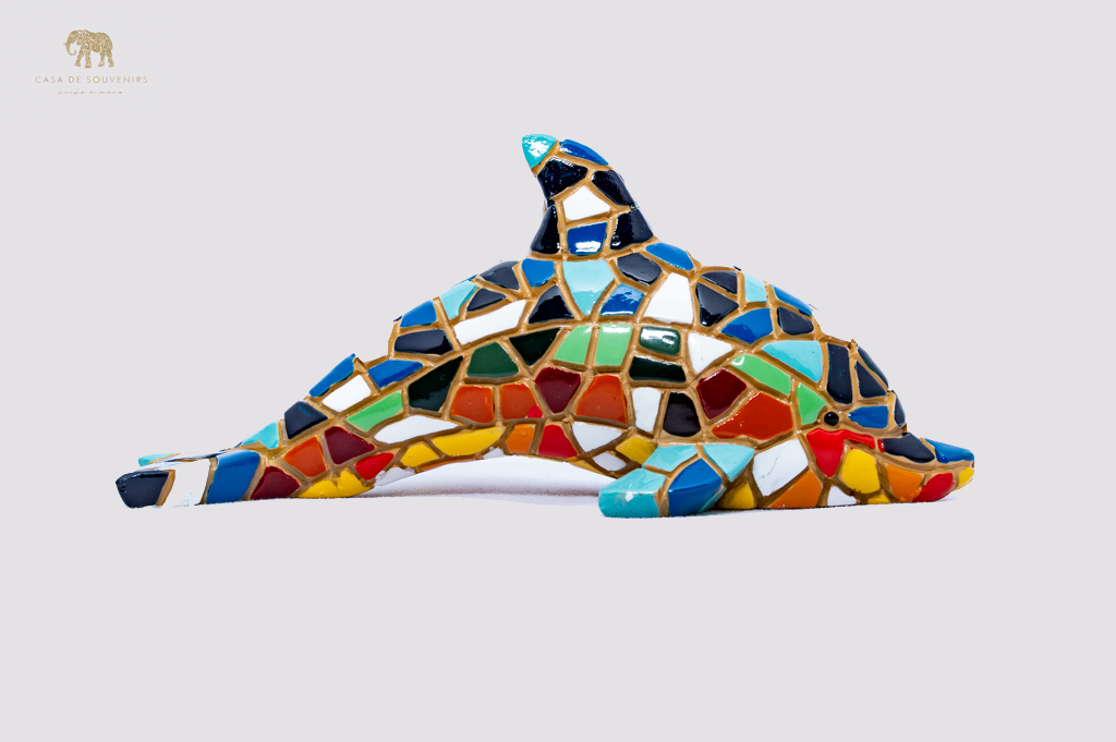 Dolphin Mosaic statue made with marble dust and with enamel. It's the best collection in Spain.