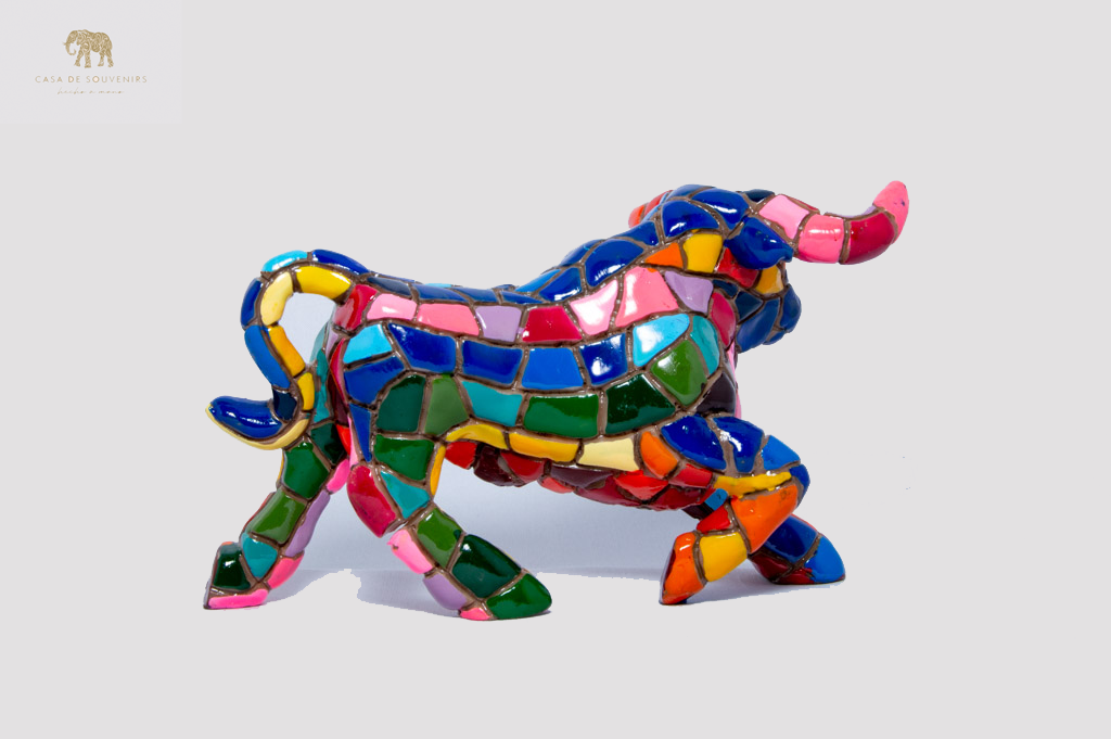 Red And Blue Bull , Bull figurine, Bull Statue, Decorative Bull, Figura de toro, Multicolor bull ,Hand Painted