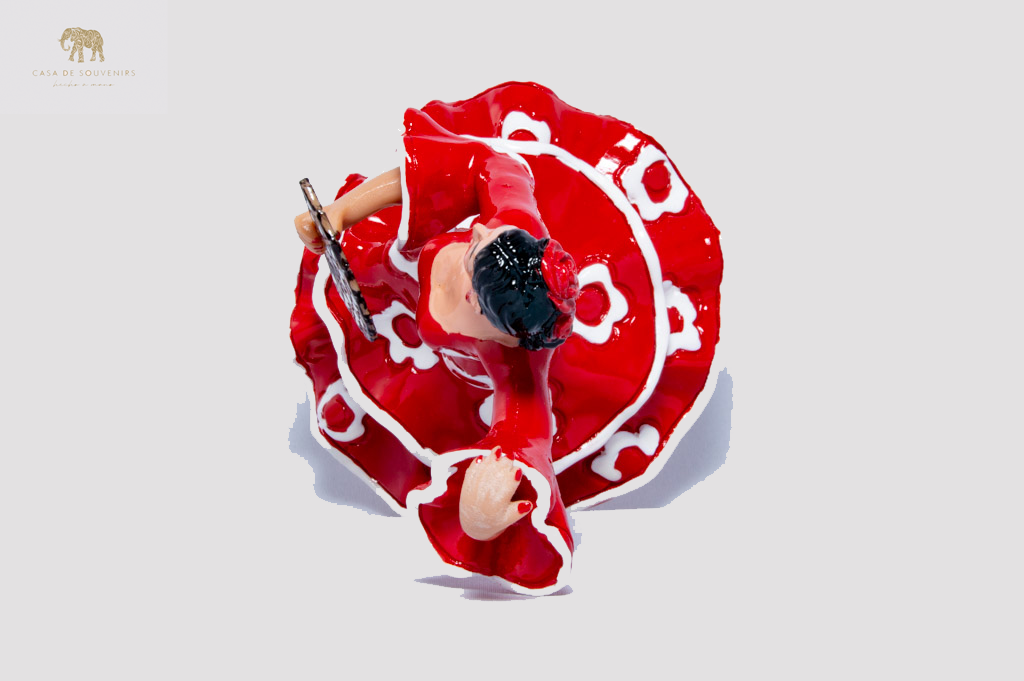 Spanish flamenco dancer, figurine hand painted and handmade in Spain.