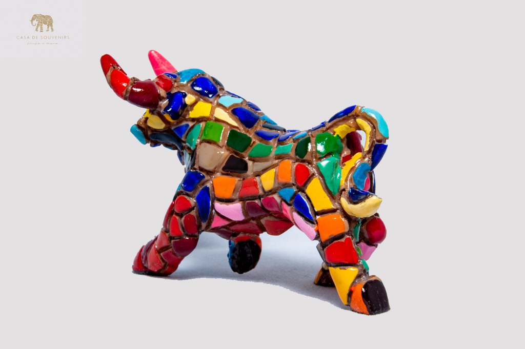 Red And Blue Bull , Bull figurine, Bull Statue, Decorative Bull, Figura de toro, Multicolor bull ,Hand Painted