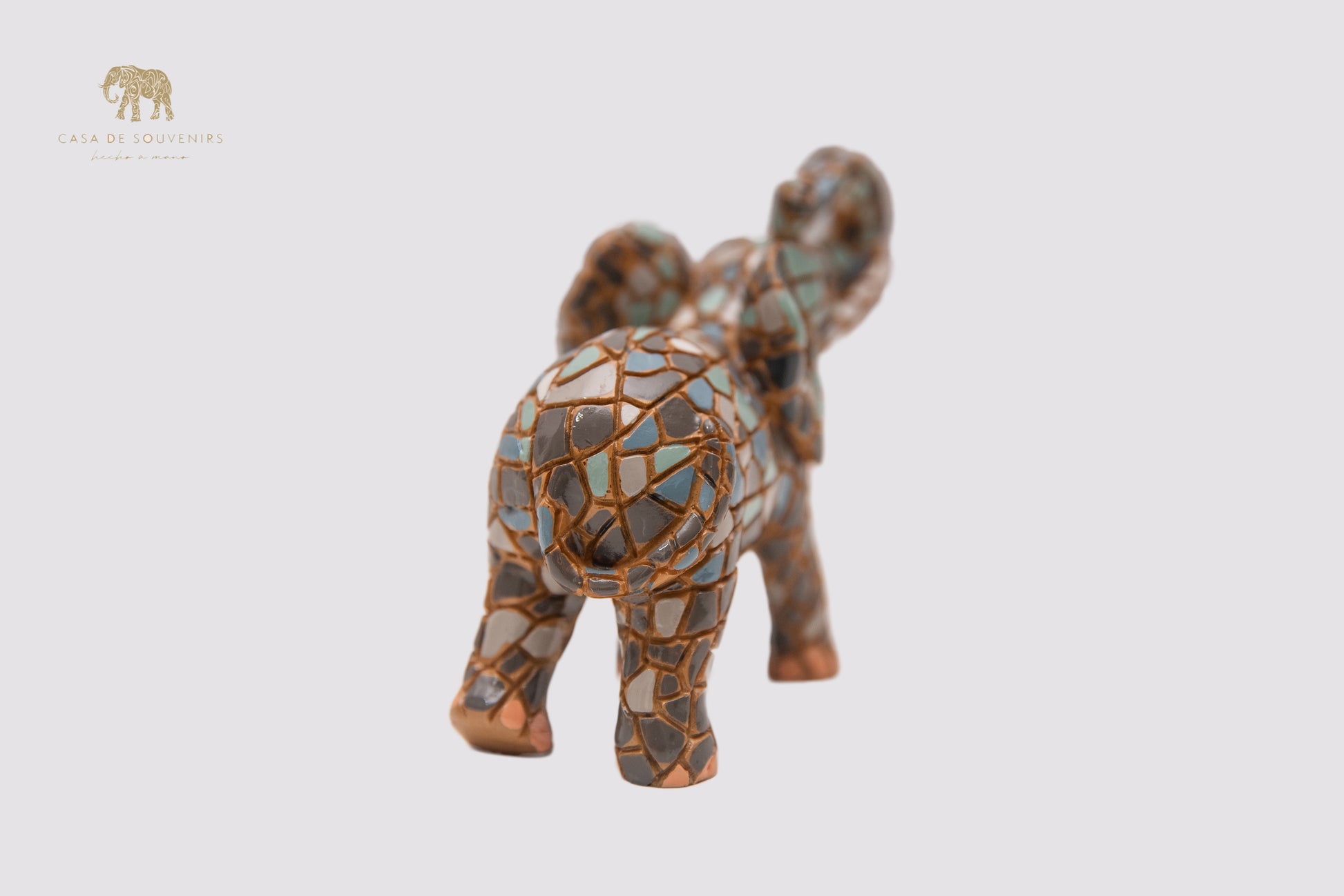 Mosaic Elephant Gray statue made with marble dust and with enamel. It's the best collection in Spain.