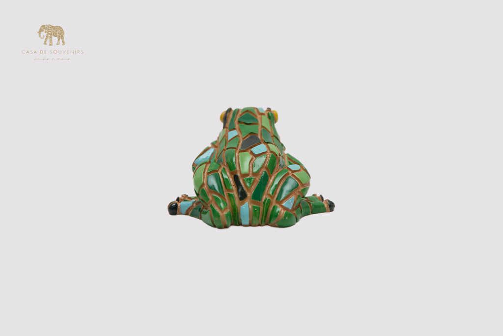 Green Frog statue made with marble dust and with enamel. It's the best collection in Spain.
