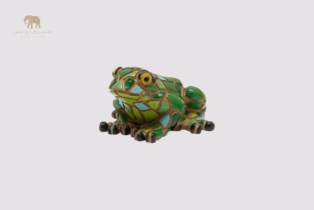 Green Frog statue made with marble dust and with enamel. It's the best collection in Spain.